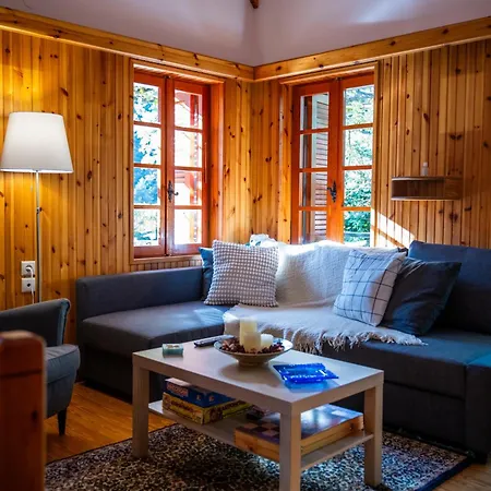 Sofia's Place * Mega Chorio